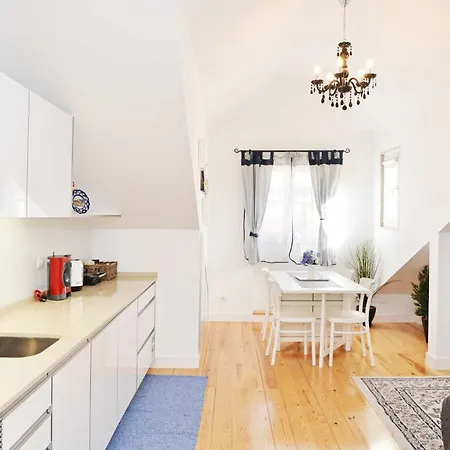 Santana 4 - Checkinhome Apartament Lizbona